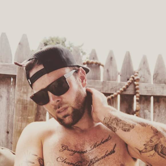 Meet your Posher, Rj - Picture 1 of 1